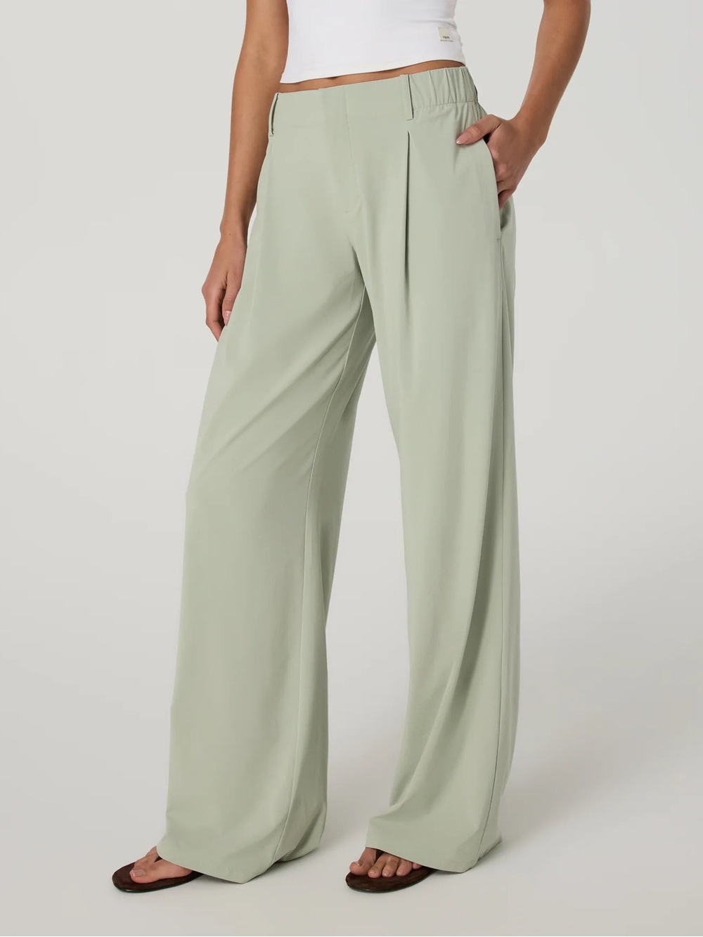 Vouri Villa Wideleg Trouser - M NWOT